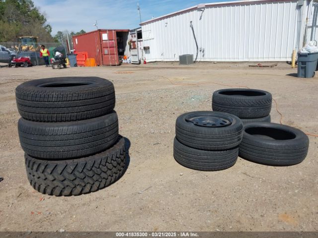 1C4NJDEB9GD685610 Jeep Compass Latitude