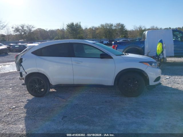 3CZRU6H13NM753175 Honda Hr-v Awd Sport