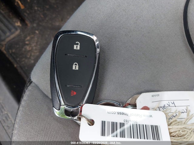 3GNAXSEV3KS671956 Chevrolet EQUINOX LS