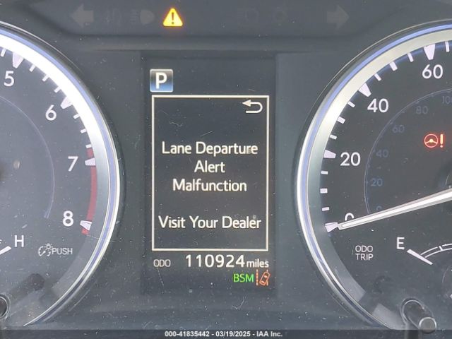 5TDKZRFH0JS527700 Toyota Highlander Xle