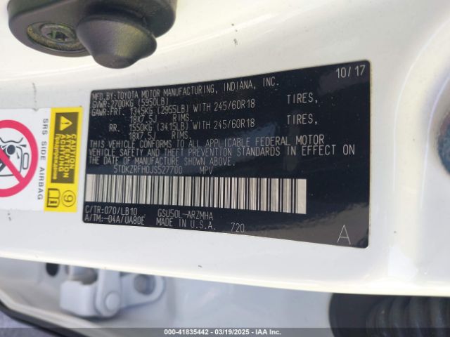 5TDKZRFH0JS527700 Toyota Highlander Xle