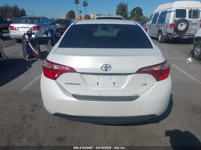 Toyota COROLLA LE 2019 5YFBURHE1KP898179 Image 16