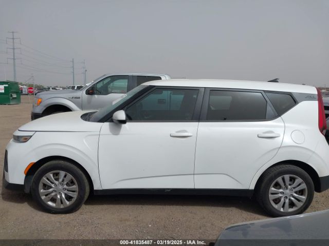 KNDJ23AU0M7130021 KIA SOUL LX