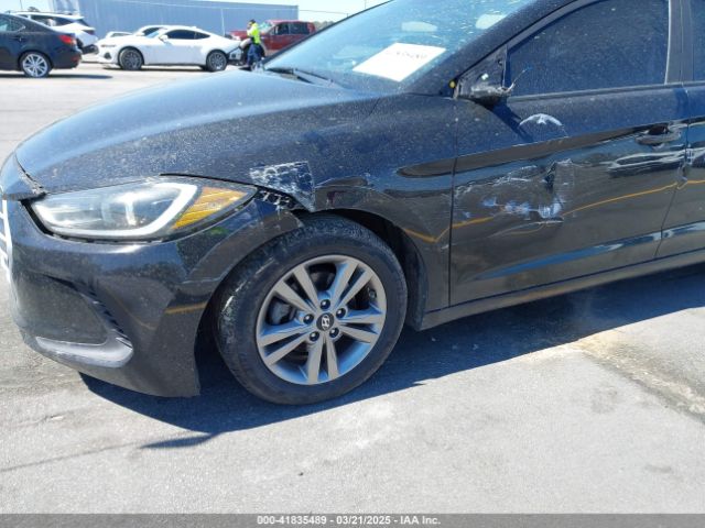 KMHD84LF3JU501858 Hyundai ELANTRA SEL