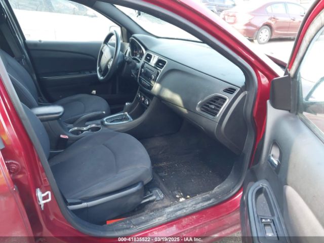 1C3CCBAB8EN211705 Chrysler 200 LX