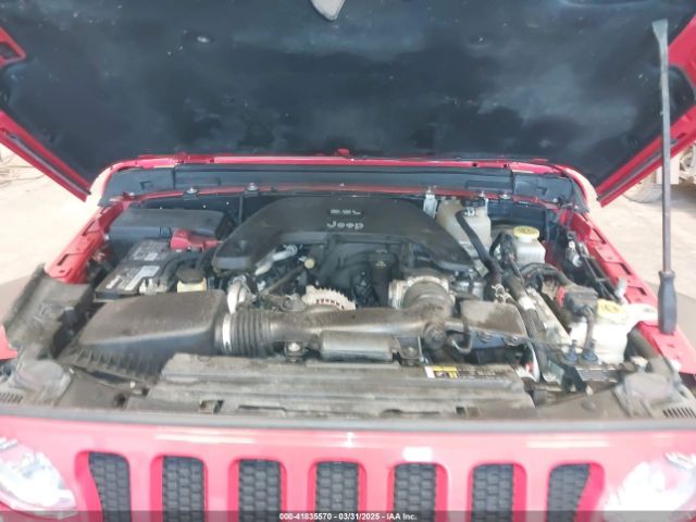 1C4HJXDG5JW195642 Jeep Wrangler Unlimited Sport S 4x4