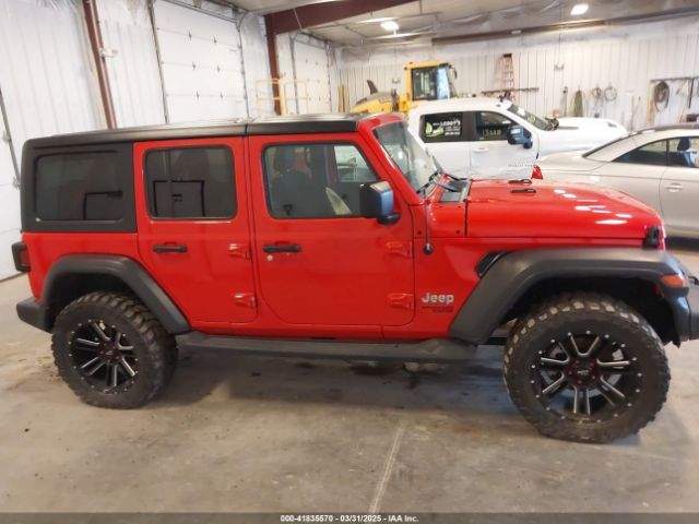1C4HJXDG5JW195642 Jeep Wrangler Unlimited Sport S 4x4