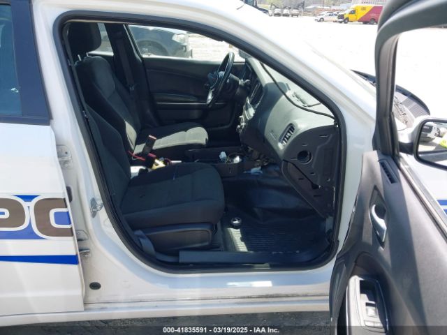 2019 DODGE CHARGER 2C3CDXKT6KH749616 Photo 4