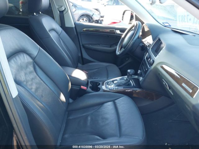 WA1LFAFP9EA130988 Audi Q5 2.0t Premium