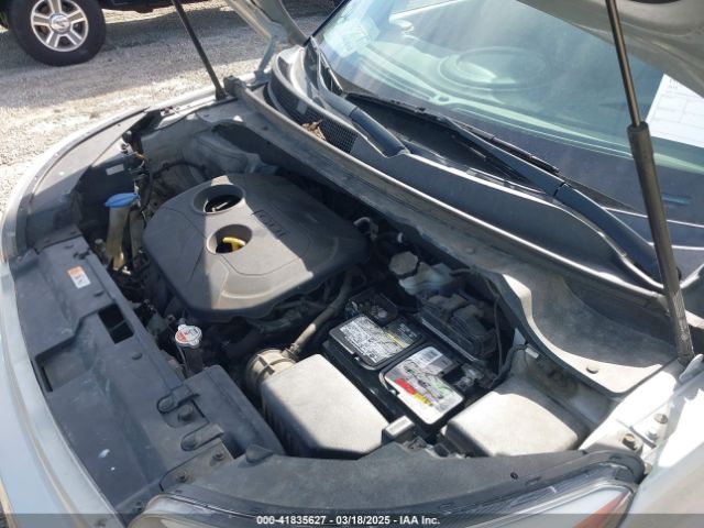 KNDJP3A55J7576218 KIA SOUL +