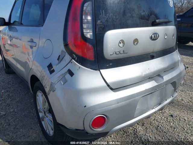 KNDJP3A55J7576218 KIA SOUL +