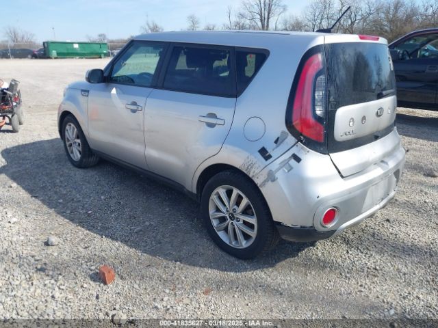 KNDJP3A55J7576218 KIA SOUL +