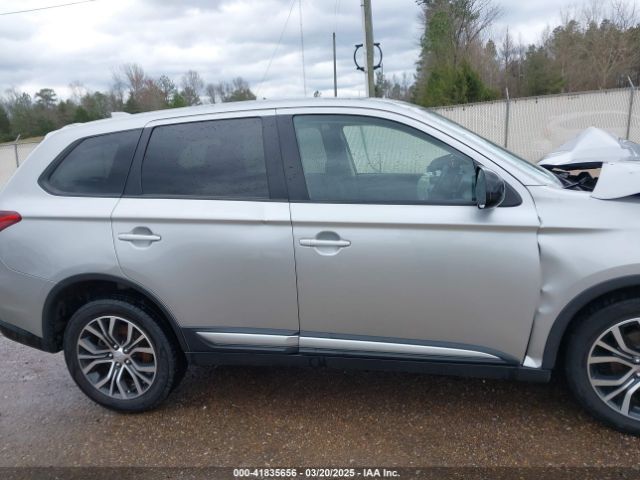 JA4AD2A32JJ002416 Mitsubishi Outlander Es