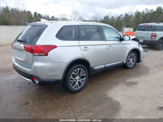 JA4AD2A32JJ002416 Mitsubishi Outlander Es