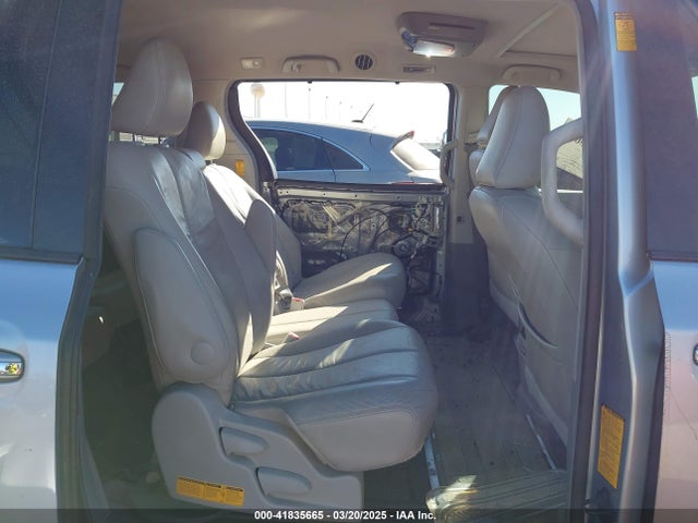 5TDYK3DC7ES447903 Toyota Sienna Xle V6 8 Passenger