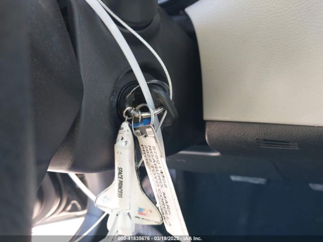 5YFDPMAE9NP287950 Toyota COROLLA L