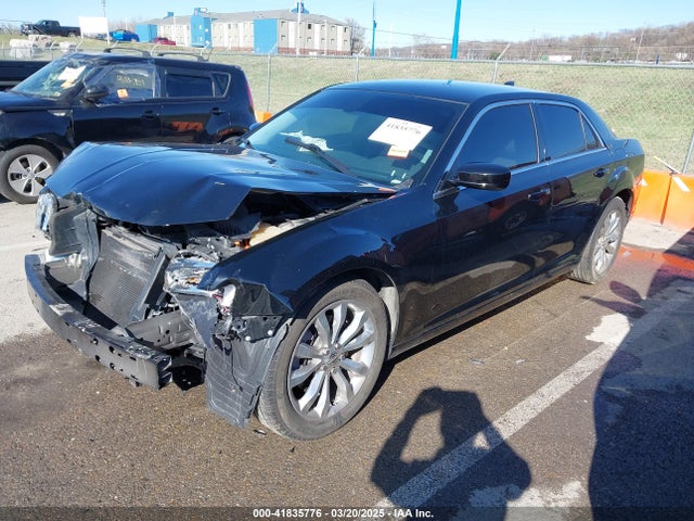 Aukcja sprzedaży 2017 Chrysler 300 Limited Awd, vin: 2C3CCARGXHH637418, numer aukcji: 41835776