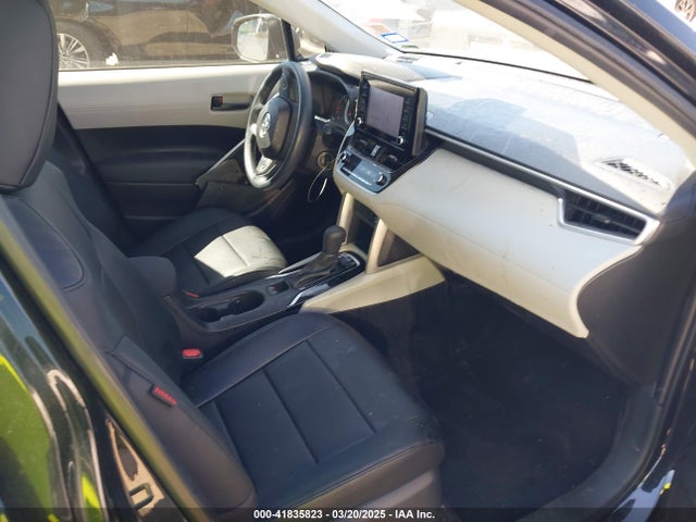 7MUAAAAG7NV029962 Toyota Corolla Cross L