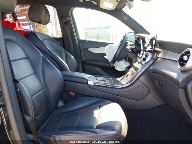 W1N0G8DB6MF868330 Mercedes-Benz Glc 300 Suv