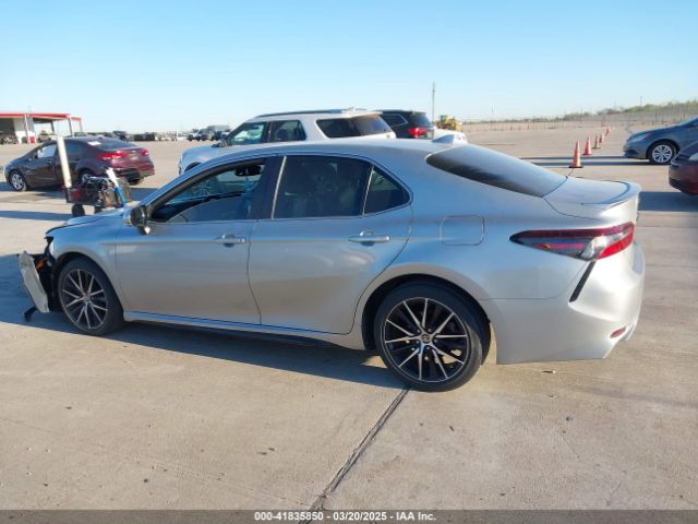 4T1T11AK3MU431765 Toyota CAMRY SE