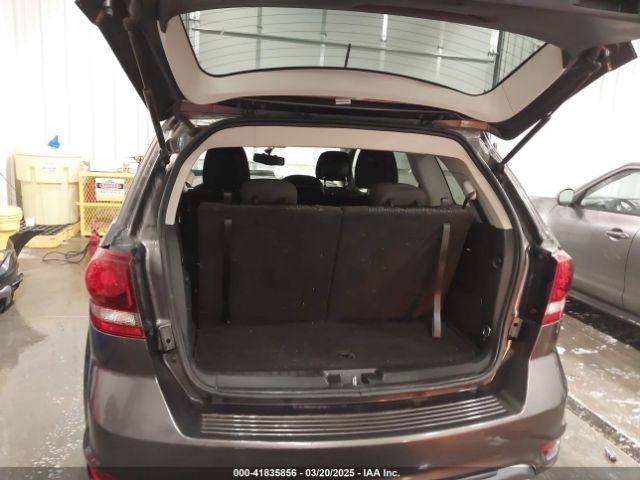 3C4PDCGB5HT517269 Dodge Journey Crossroad