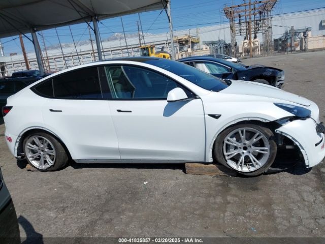 7SAYGDED3PF977004 Tesla Model Y Rwd