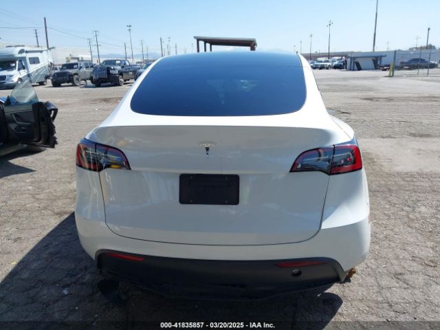 7SAYGDED3PF977004 Tesla Model Y Rwd