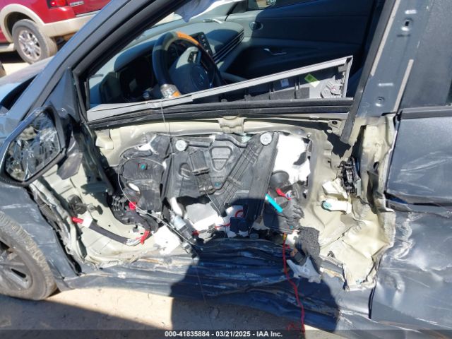 KMHLM4AJ0PU071388 Hyundai Elantra Hybrid Blue