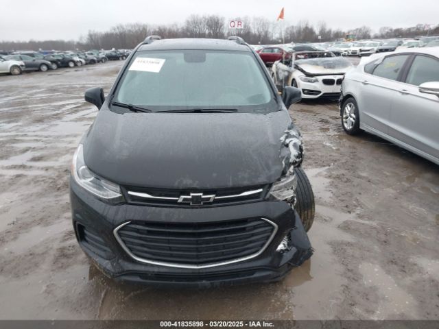 KL7CJPSM5NB525079 Chevrolet Trax Awd Lt