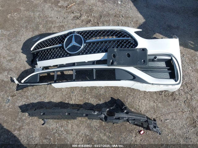 W1KAF4HB2PR082535 Mercedes-Benz C 300 4matic