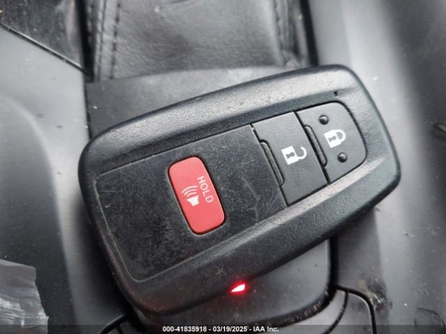 NMTKHMBX9JR001731 Toyota C-hr Xle Premium