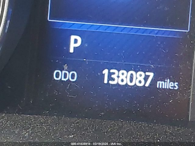 NMTKHMBX9JR001731 Toyota C-hr Xle Premium