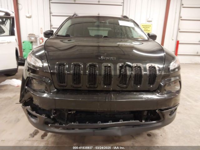 1C4PJMCS2EW291380 Jeep Cherokee Altitude