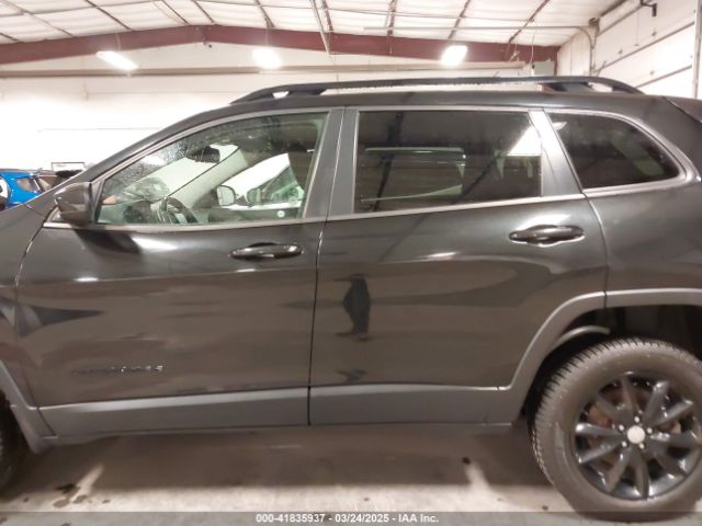 1C4PJMCS2EW291380 Jeep Cherokee Altitude