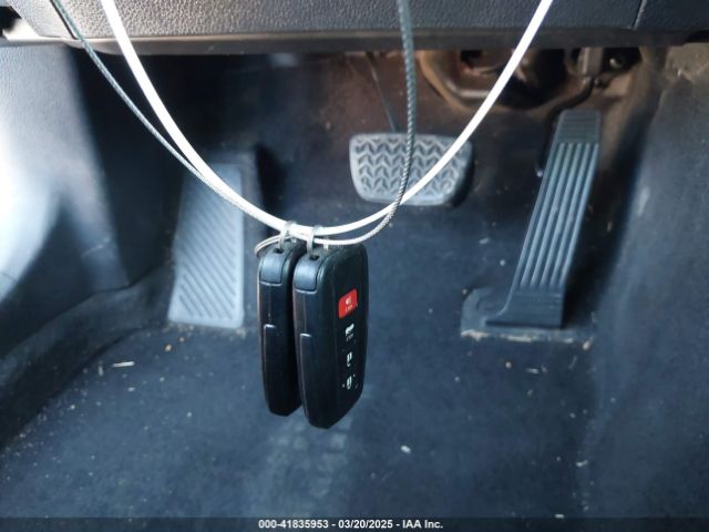4T1B21HK9KU011245 Toyota Camry Hybrid Xle