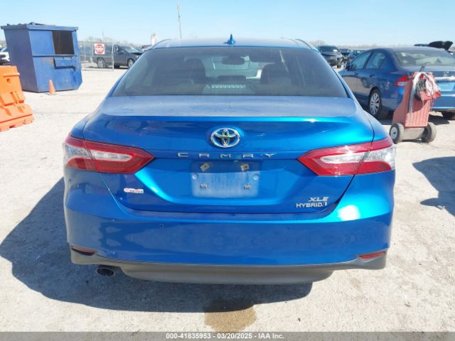 4T1B21HK9KU011245 Toyota Camry Hybrid Xle