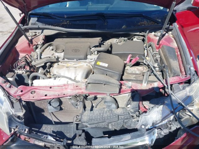 4T1BF1FK2HU701564 Toyota CAMRY SE