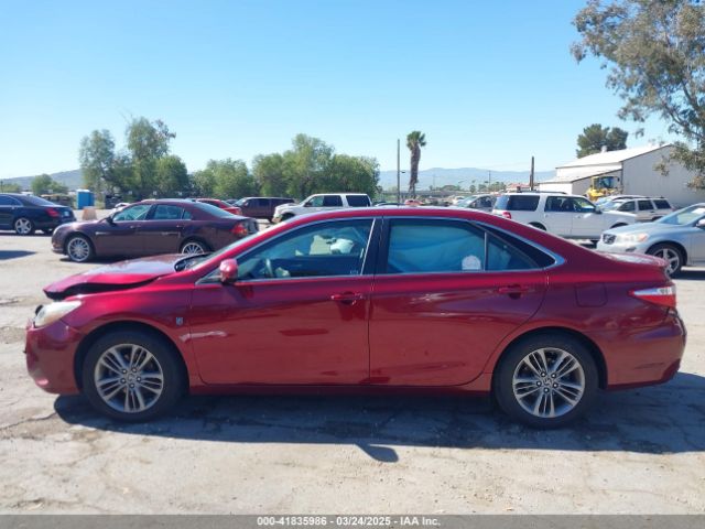 4T1BF1FK2HU701564 Toyota CAMRY SE