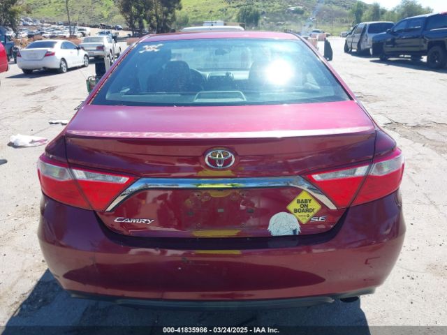 4T1BF1FK2HU701564 Toyota CAMRY SE