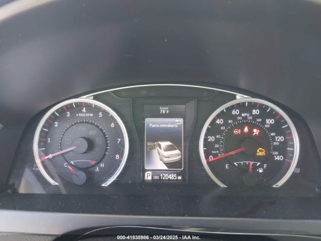 4T1BF1FK2HU701564 Toyota CAMRY SE
