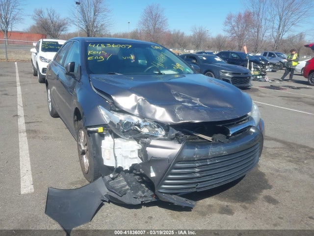 4T1BF1FK5HU338970 Toyota CAMRY LE