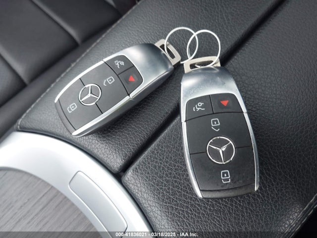 W1N0G8EBXNV390709 Mercedes-Benz Glc 300 4matic Suv