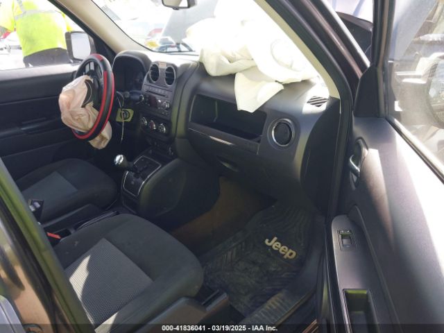 1C4NJRBB2GD669119 Jeep Patriot Sport