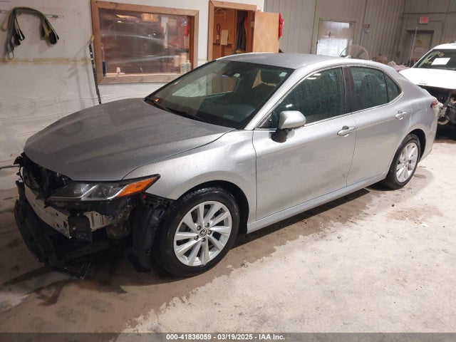 4T1R11AKXNU646345 Toyota CAMRY LE