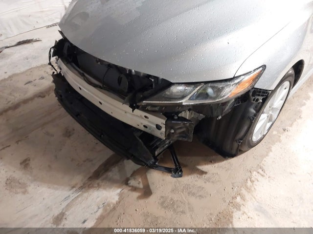 4T1R11AKXNU646345 Toyota CAMRY LE
