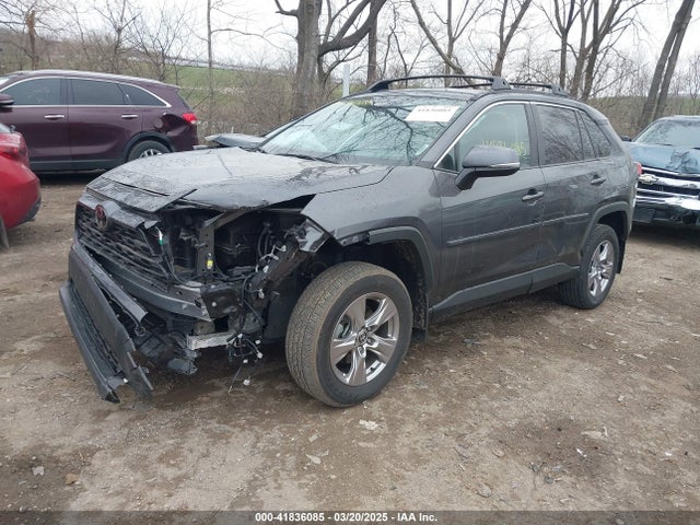 2T3P1RFV7RW442253 Toyota Rav4 Xle