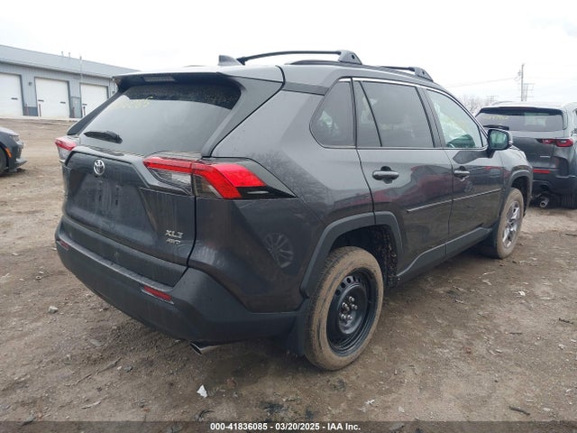 2T3P1RFV7RW442253 Toyota Rav4 Xle