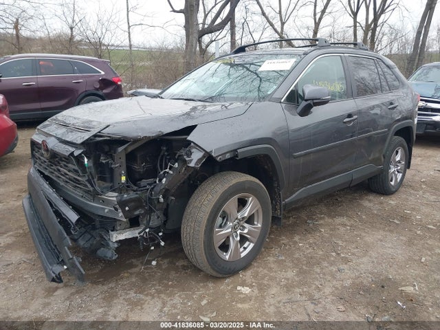 2T3P1RFV7RW442253 Toyota Rav4 Xle