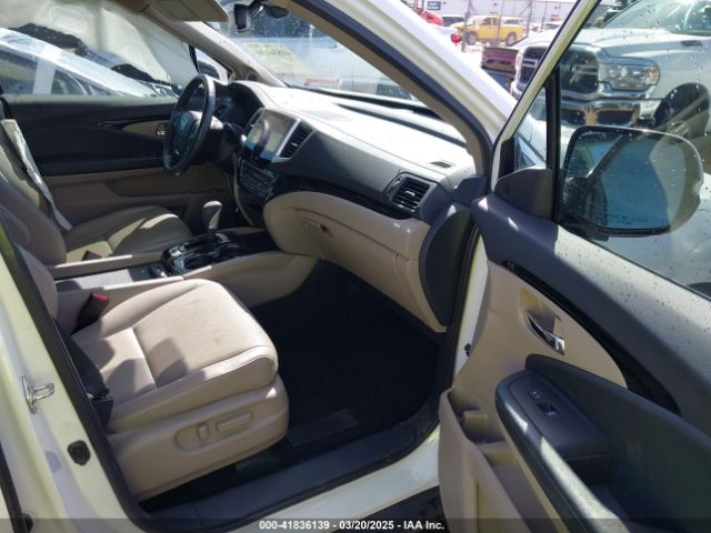 5FPYK3F7XHB035944 Honda Ridgeline Rtl-e