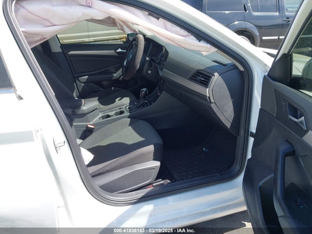 3VWCB7BU5LM040797 Volkswagen Jetta 1.4t R-line/1.4t S/1.4t Se